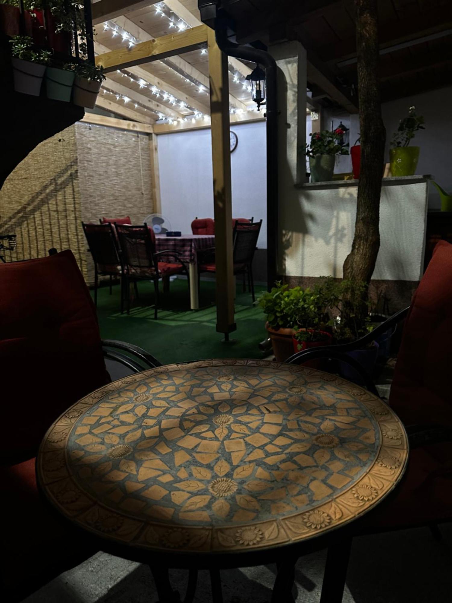 Guest House Nana Мостар Екстериор снимка