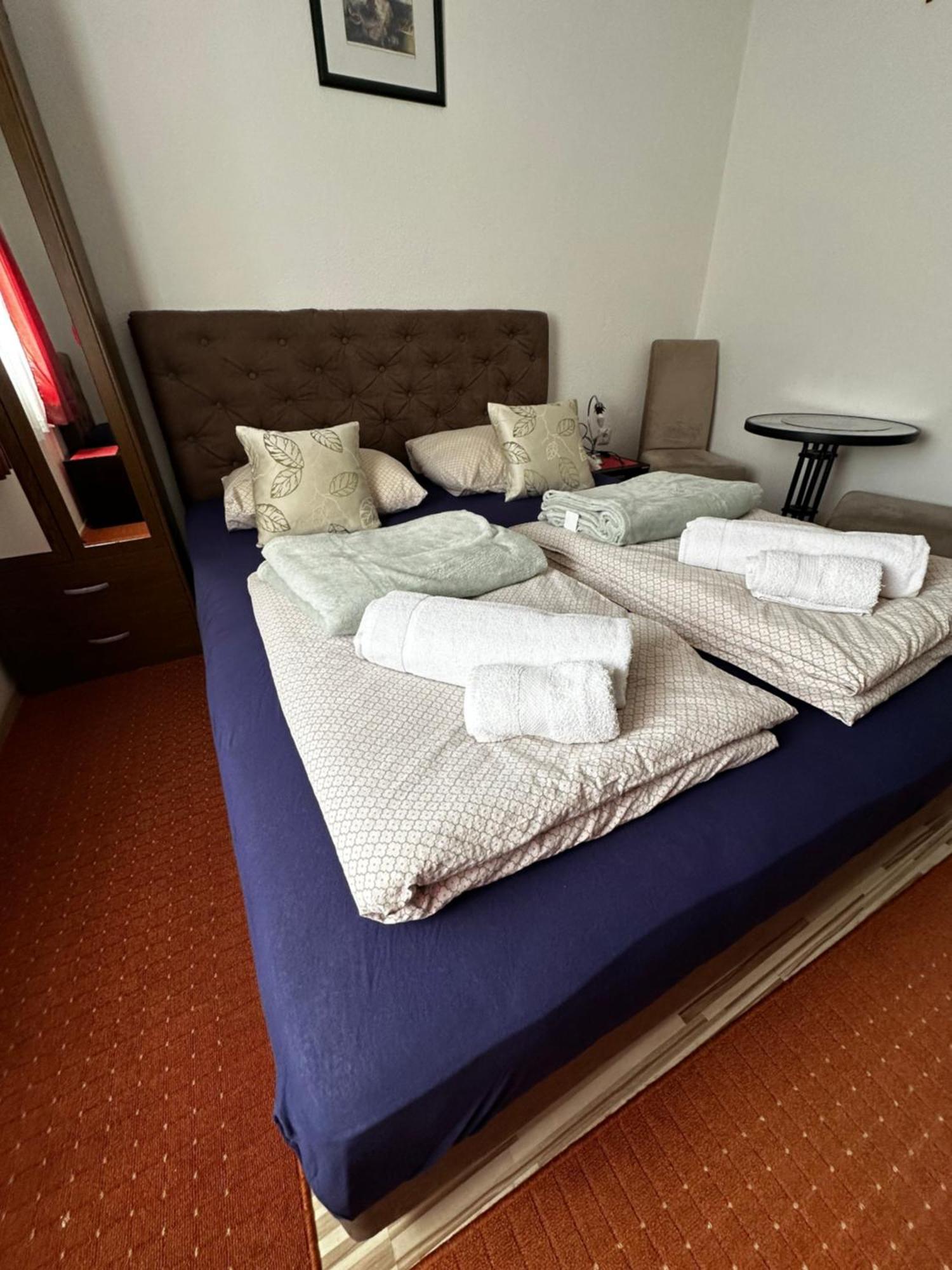 Guest House Nana Мостар Екстериор снимка
