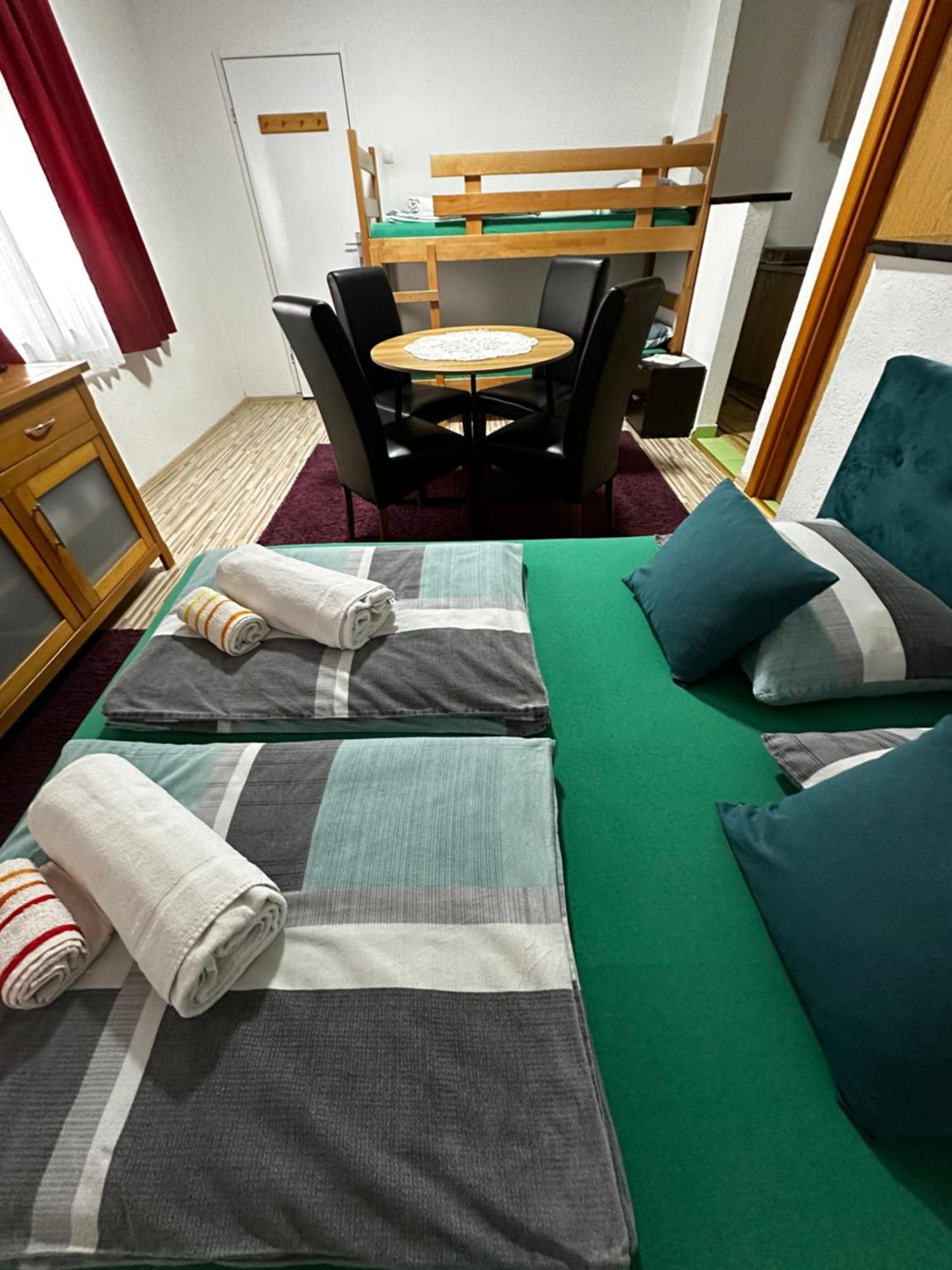Guest House Nana Мостар Екстериор снимка