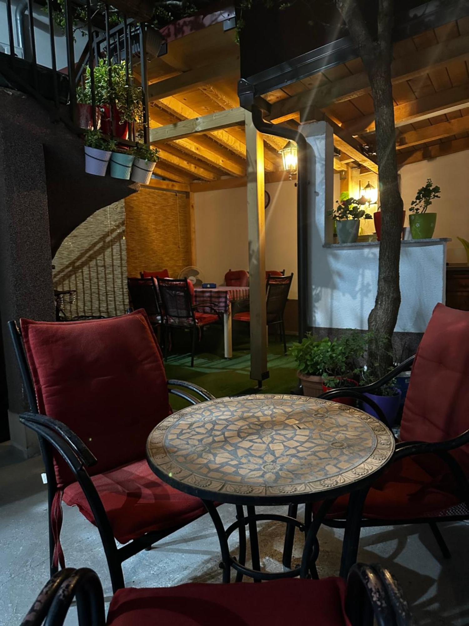 Guest House Nana Мостар Екстериор снимка