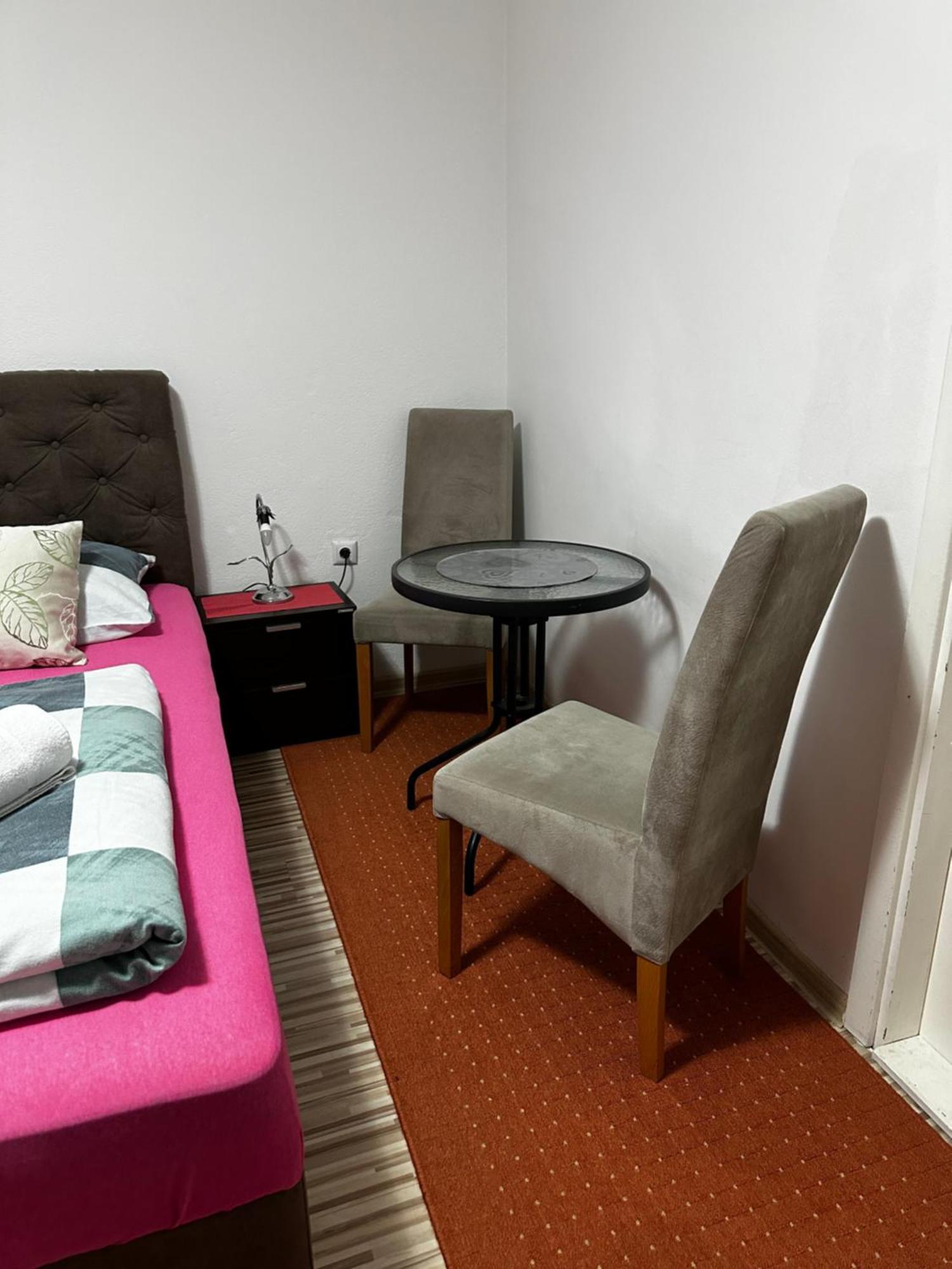 Guest House Nana Мостар Екстериор снимка