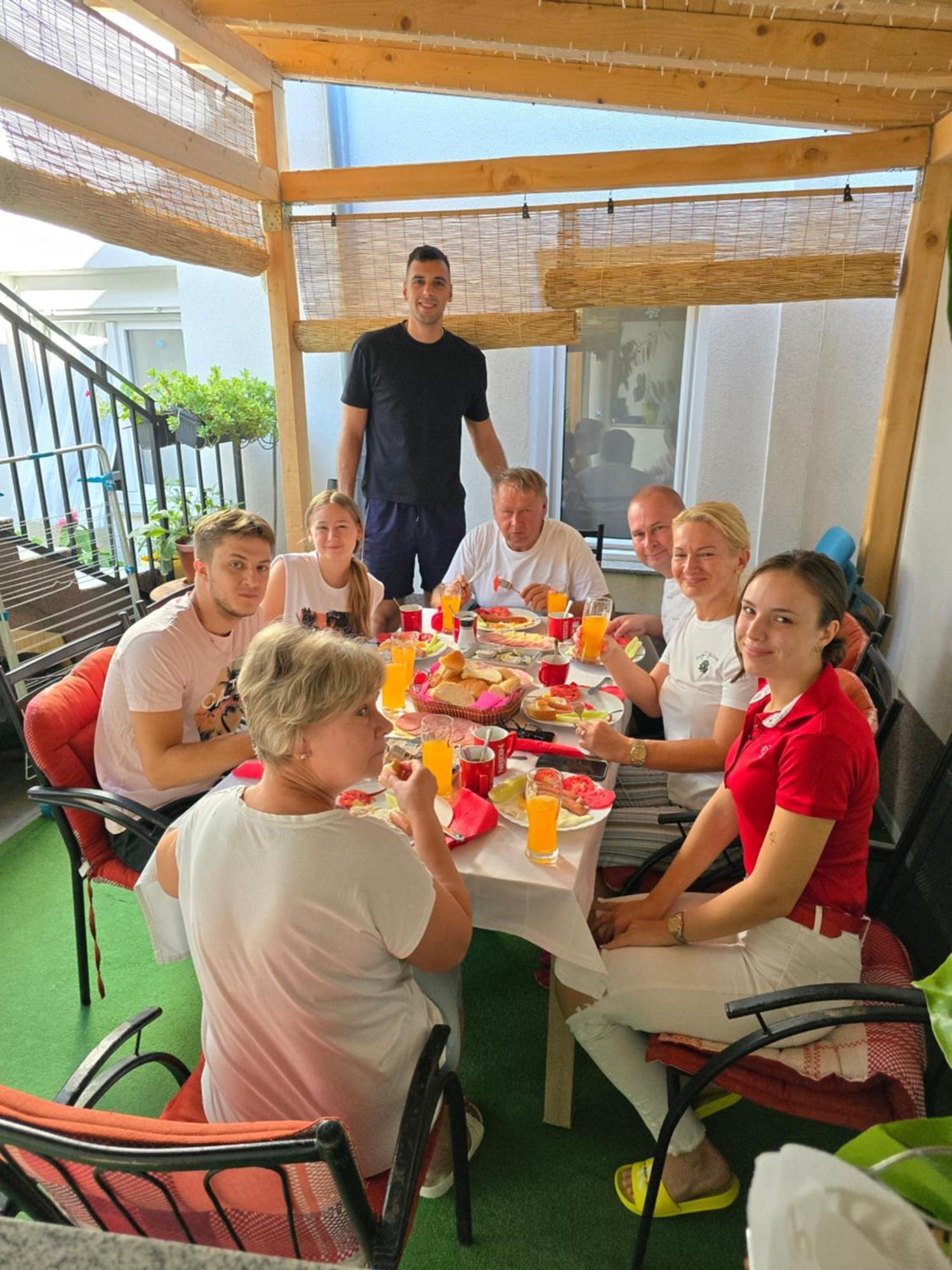 Guest House Nana Мостар Екстериор снимка